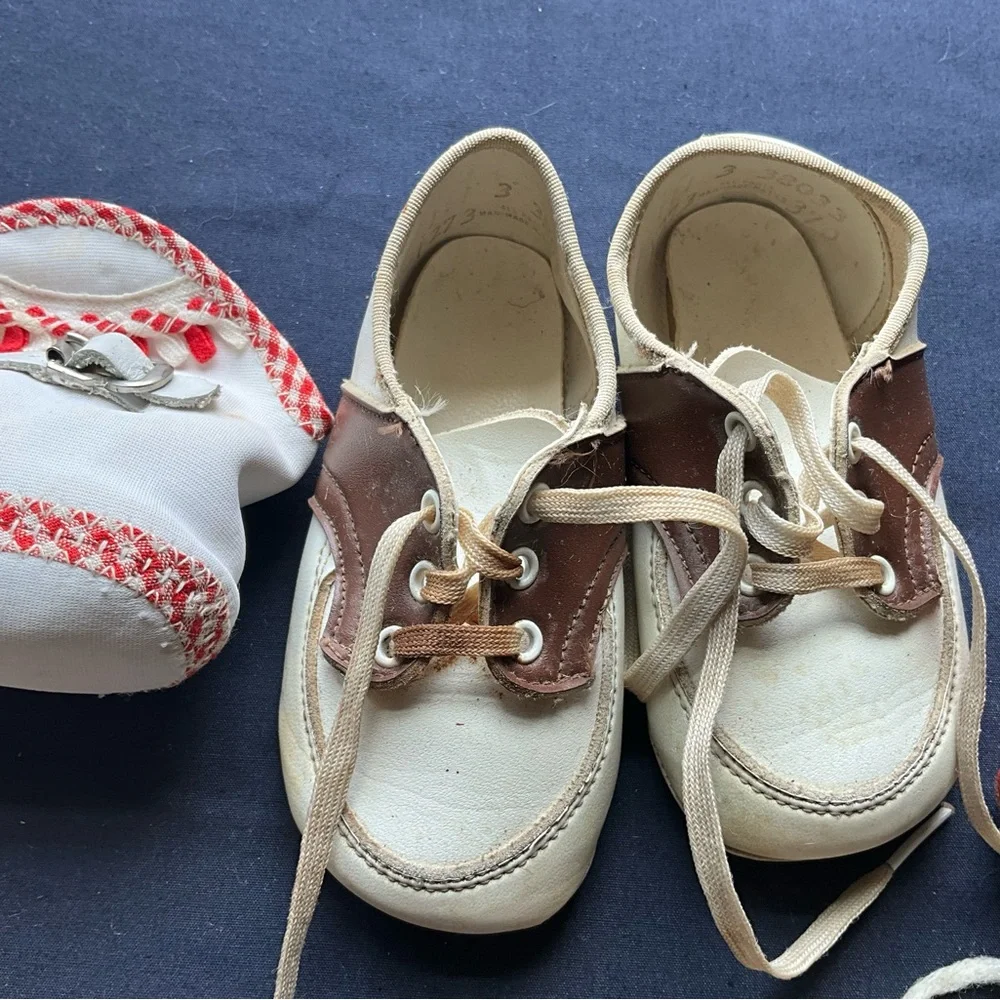 Vintage Lot of 4 Pairs Infant Shoes Leather Crochet